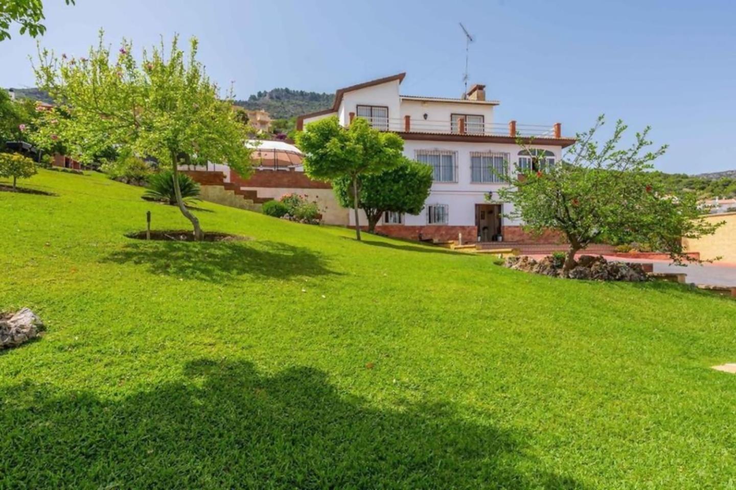 Villa Peralta, Heated And Private Pool ,Near Beach And Golf ! Alhaurín de la Torre Exterior photo
